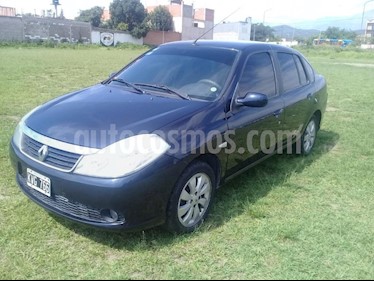 foto Renault Symbol 1.6 Pack usado (2011) color Azul precio $180.000