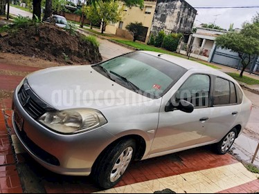 Renault Symbol 1.6 Luxe usado (2010) color Gris Claro precio $215.000