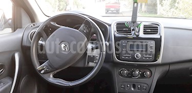 foto Renault Symbol 1.6 Dynamique usado (2017) color Gris Platino precio $5.650.000