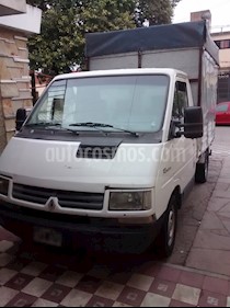 foto Renault Trafic Furgón Corto 1.9 Diesel usado (1996) color Blanco precio $160.000