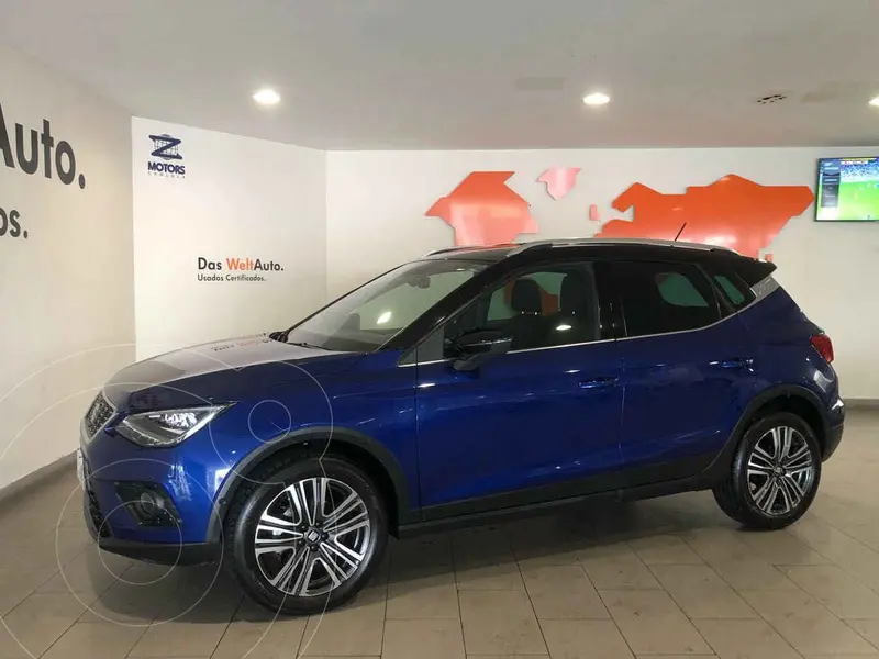 Foto SEAT Arona Xcellence usado (2021) color Azul precio $409,000