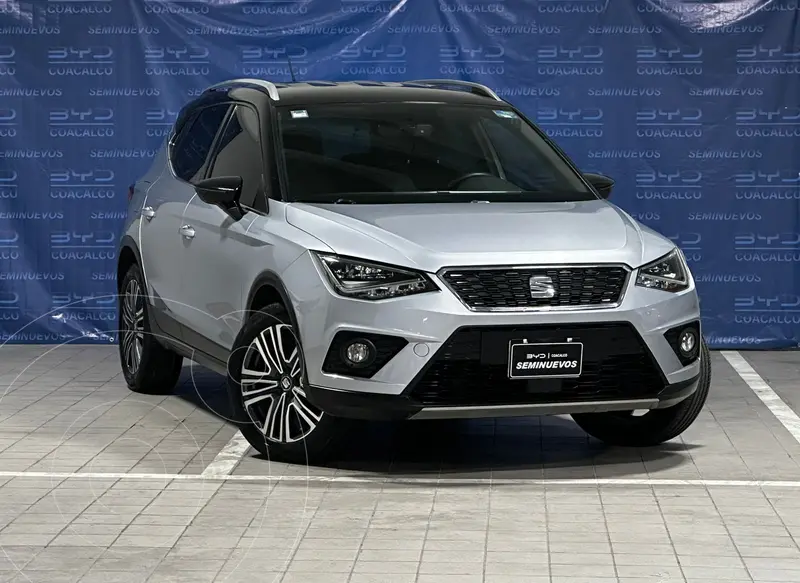 Foto SEAT Arona Xcellence usado (2021) color plateado financiado en mensualidades(enganche $114,950 mensualidades desde $4,938)