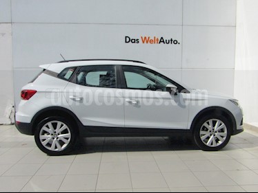 SEAT Arona Style usado (2019) color Blanco Nevada precio $299,000