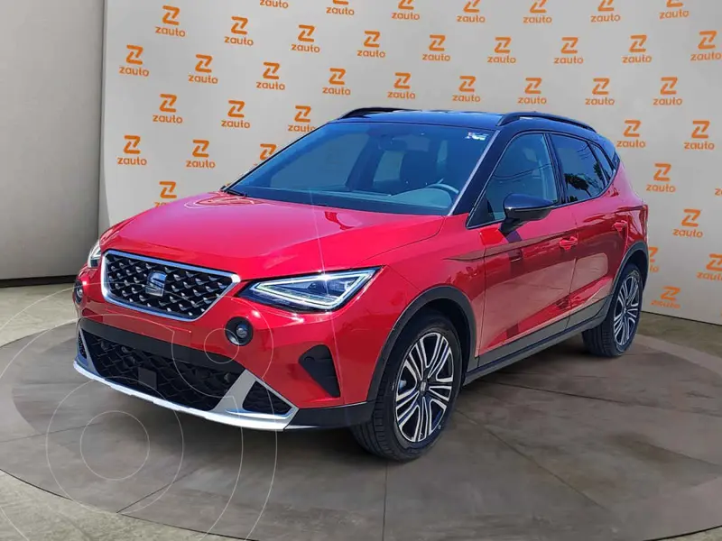 Foto SEAT Arona Xperience usado (2026) color Rojo precio $409,900