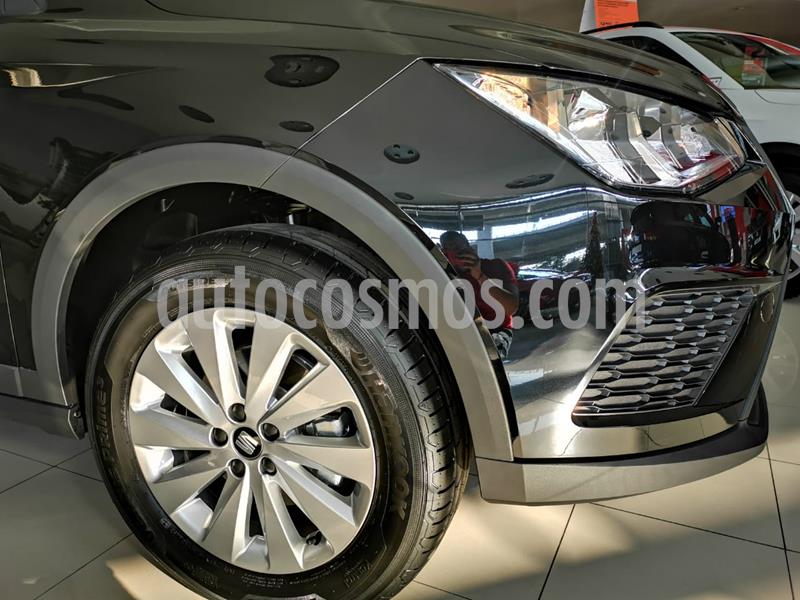 SEAT Arona Reference nuevo color Negro Medianoche precio $342,100