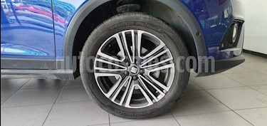foto SEAT Arona Xcellence usado (2018) color Azul precio $325,000