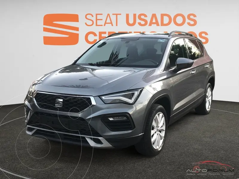 Foto SEAT Ateca Style usado (2024) color Gris precio $435,900