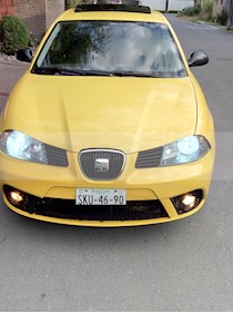 Foto SEAT Ibiza 1.6L DSG 5P usado (2007) color Amarillo Crono precio $65,000