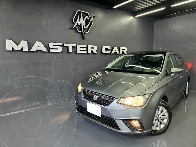 Foto SEAT Ibiza Style Urban 1.6L usado (2018) color Gris Oscuro precio $215,000