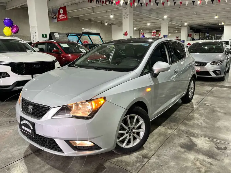 Foto SEAT Ibiza Style 1.6L 5P usado (2016) color Plata precio $199,000