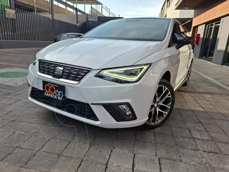 Foto SEAT Ibiza 1.6L Xcellence usado (2023) color Blanco financiado en mensualidades(enganche $95,375 mensualidades desde $7,293)