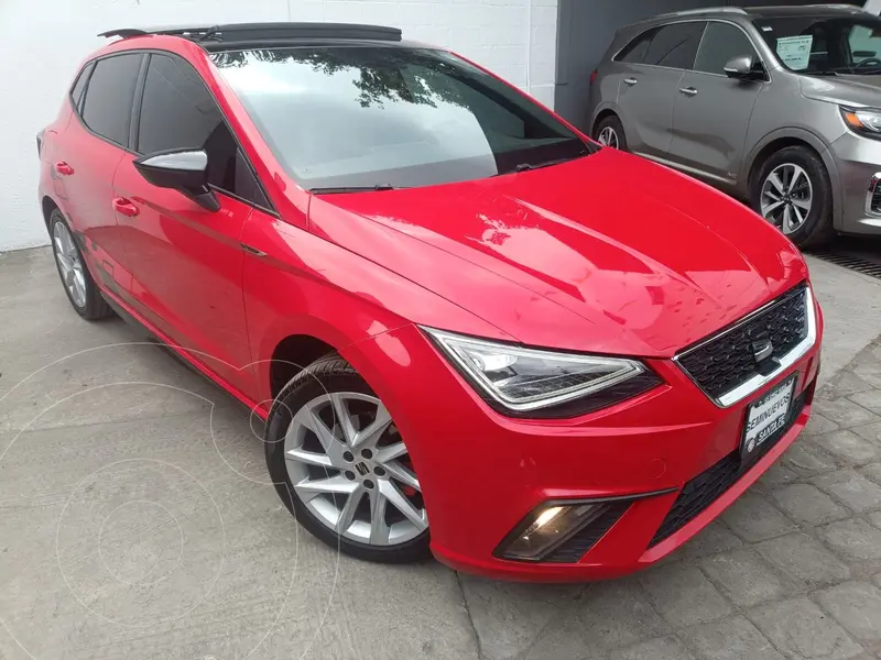 Foto SEAT Ibiza 1.6L FR usado (2023) color Rojo precio $299,900