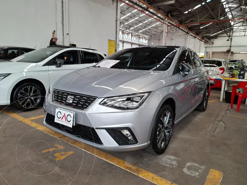 Foto SEAT Ibiza 1.6L FR usado (2023) color Gris financiado en mensualidades(enganche $95,000 mensualidades desde $9,200)