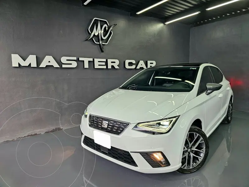 Foto SEAT Ibiza 1.6L Xcellence usado (2024) color Blanco precio $314,000
