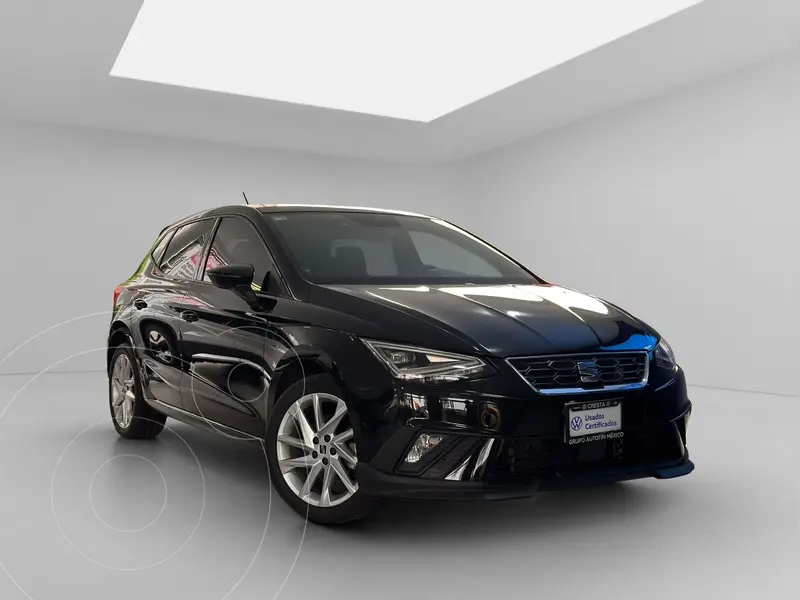 Foto SEAT Ibiza 1.6L FR usado (2024) color Negro precio $379,000