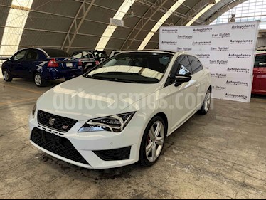 foto SEAT León Cupra 2.0L T usado (2016) color Blanco precio $300,000