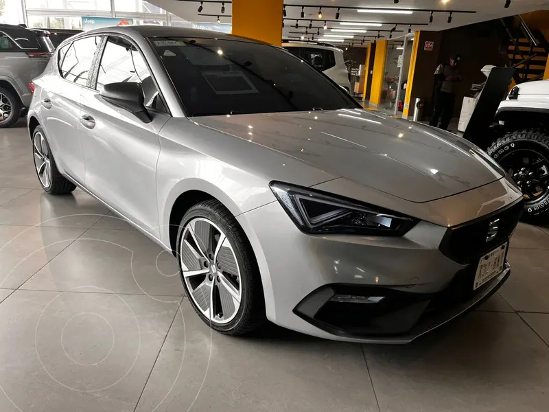Foto SEAT Leon SC FR 150 HP DSG usado (2023) color plateado precio $459,000