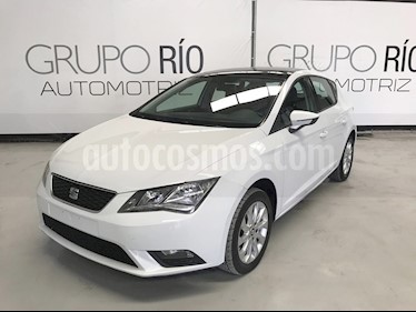 foto SEAT Leon 1.4T Style usado (2015) color Rojo precio $195,000
