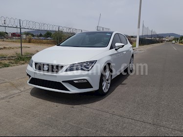 SEAT Leon FR 1.4T 150 HP usado (2018) color Blanco Nieve precio $325,000