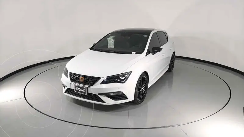 Foto SEAT Leon FR usado (2020) color Negro precio $548,999