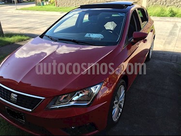 SEAT Leon Style 1.4T 150HP DSG usado (2017) color Rojo Emocion precio $256,000
