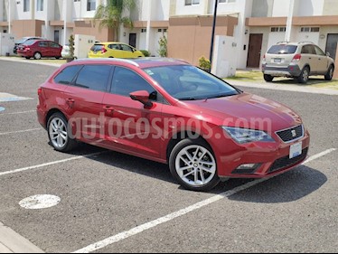 SEAT Leon Style 1.4T 150HP DSG usado (2016) color Rojo Montsant precio $235,000