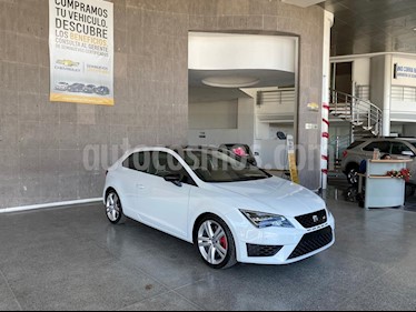 SEAT Leon Cupra usado (2016) color Blanco precio $310,000