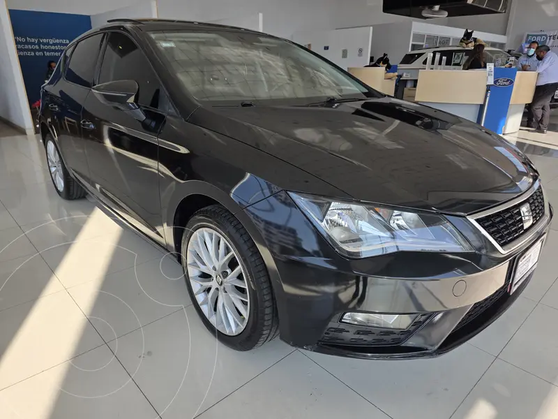 Foto SEAT Leon Style 1.4T 150HP DSG usado (2020) color Negro Medianoche precio $305,000