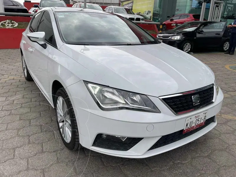 Foto SEAT Leon Style 1.4T 150HP usado (2019) color Blanco financiado en mensualidades(enganche $72,562 mensualidades desde $6,127)