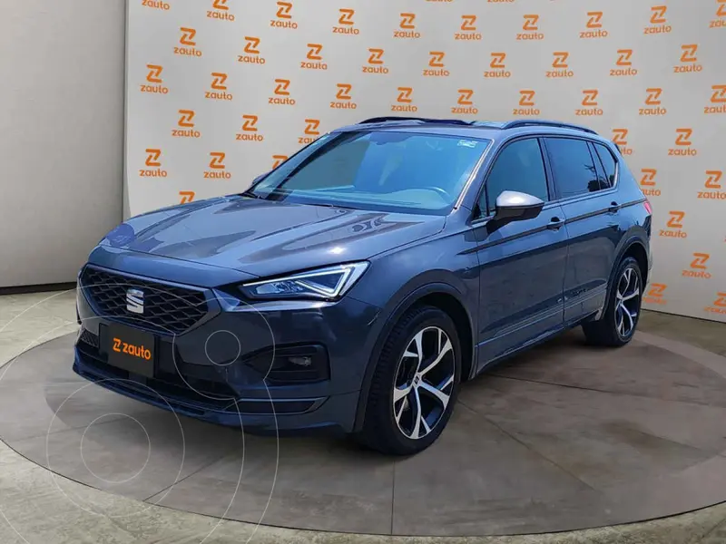 Foto SEAT Tarraco FR 3ra Fila usado (2023) color Gris financiado en mensualidades(enganche $139,220 mensualidades desde $10,651)