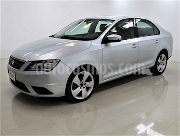foto SEAT Toledo 4p Reference L4/1.6 Aut usado (2016) color Plata precio $155,000