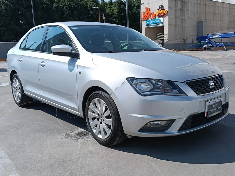 Foto SEAT Toledo Style DSG usado (2015) color plateado precio $170,000