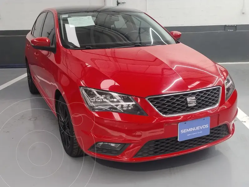 Foto SEAT Toledo Reference usado (2016) color Rojo precio $177,200