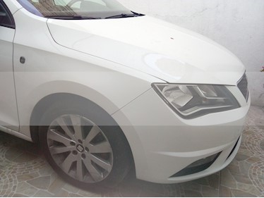 foto SEAT Toledo Style DSG 1.4L usado (2015) color Blanco precio $163,000