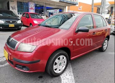 Foto venta Carro usado Skoda Fabia 1.2L Elegance (2007) color Rojo precio $12.500.000