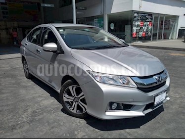 smart City 4P EX L4 CVT A/AC. AUT. AUDIO EN VOLANTE F. NIEBL usado (2016) color Plata precio $189,000