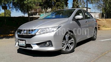 smart City 4P EX L4 CVT A/AC. AUT. AUDIO EN VOLANTE F. NIEBL usado (2016) color Plata precio $209,000