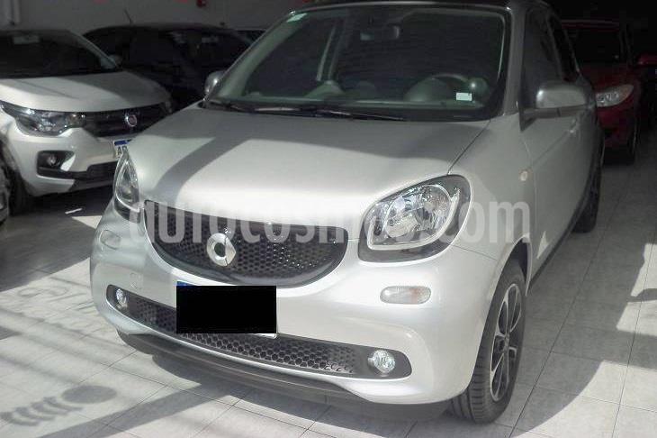 smart Forfour Play usado (2018) precio u$s11.490
