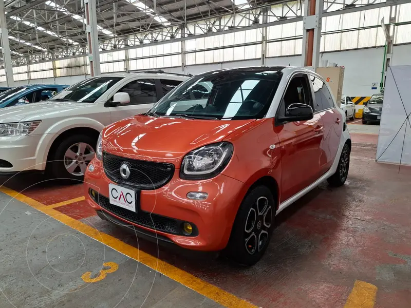 Foto smart Forfour 1.0L usado (2017) color Naranja financiado en mensualidades(enganche $53,800 mensualidades desde $4,800)