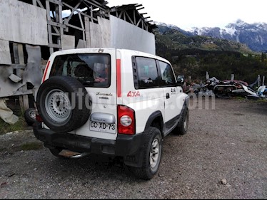 foto SsangYong Korando 4X4 Diesel usado (1999) color Blanco precio $1.500.000