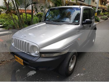 Foto venta Carro usado SsangYong Korando C 4x4 (1999) color Gris precio $16.500.000