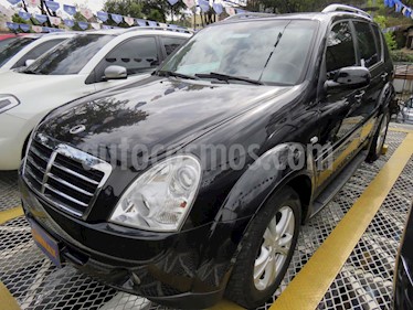 foto SsangYong Rexton W 2.7L 4x4 Aut usado (2013) color Negro precio $52.900.000
