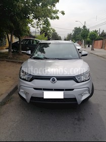 SsangYong Tivoli 1.6L 4x2 usado (2018) color Plata precio $9.500.000