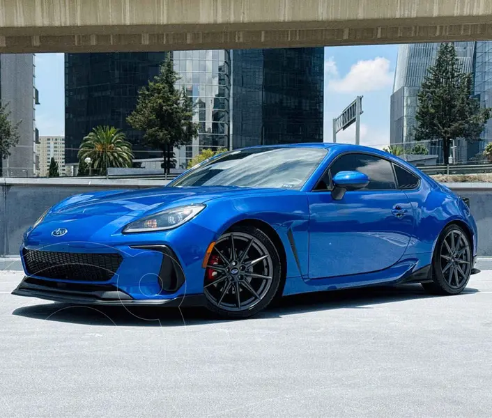 Foto Subaru BRZ Limited usado (2024) color Azul precio $689,000