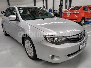 Subaru Impreza 5P HB 2.0R 150 HP AT CD RA-16 usado (2011) color Plata precio $118,000