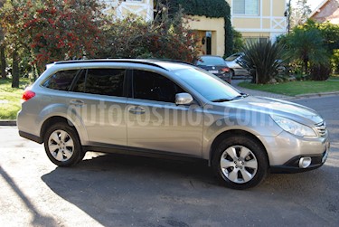 Subaru Outback 2.5i XS Aut usado (2010) color Gris precio $500.000