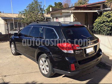 foto Subaru Outback 3.6R SI Drive usado (2011) color Negro precio $8.200.000
