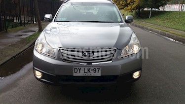 Subaru Outback 2.5i XS usado (2012) color Gris Grafito precio $7.550.000