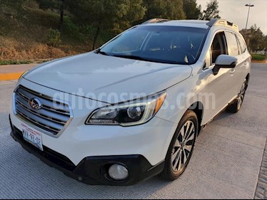 Subaru Outback 2.5i Limited usado (2015) color Blanco precio $250,000