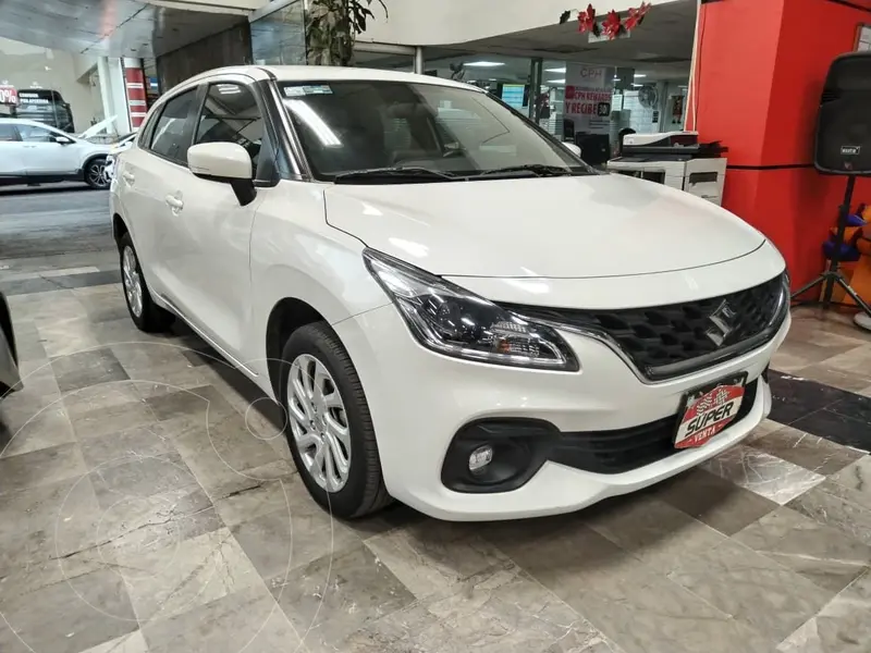 Foto Suzuki Baleno GLS Aut usado (2024) color Blanco precio $295,000